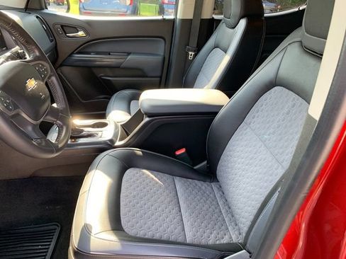 Used 2015 Chevrolet Colorado Z71 AWD/4WD image 18