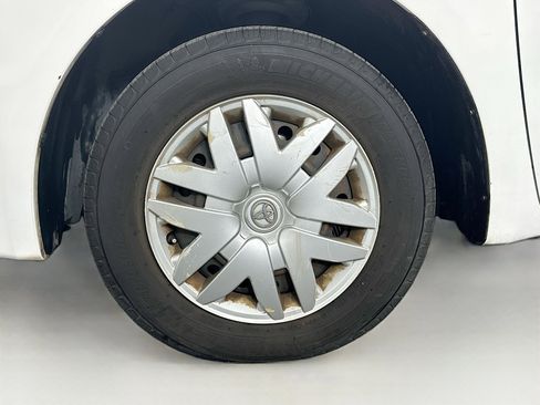 Used 2009 Toyota Sienna LE image 11