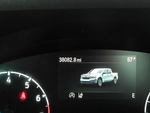 Used 2022 Ford Maverick XL image 33