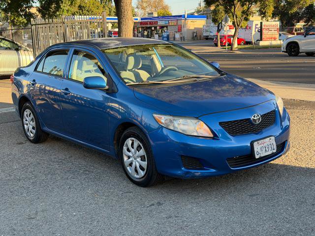 Used 2010 Toyota Corolla LE FWD image 3
