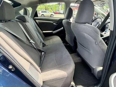Used 2014 Toyota Prius Two FWD image 15