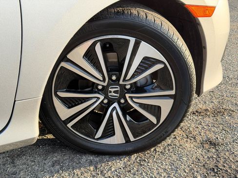 Used 2016 Honda Civic EX-T image 90