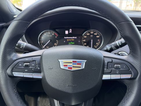 Used 2020 Cadillac XT4 Sport w/ Driver Awareness Package FWD image 30