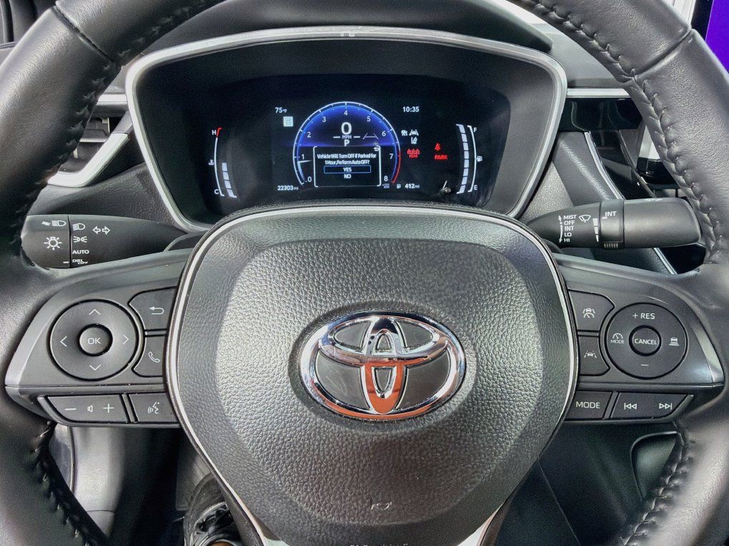 Used 2025 Toyota Corolla XSE FWD image 16
