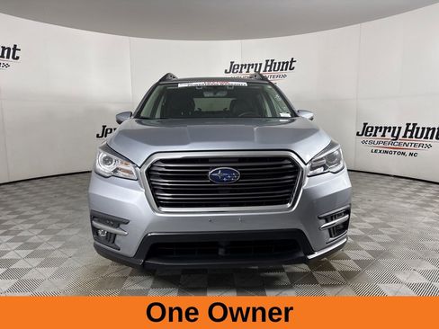 Used 2022 Subaru Ascent Limited w/ Technology Package image 3