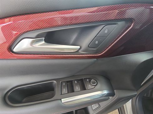 Used 2025 Chevrolet Traverse Z71 AWD/4WD image 22