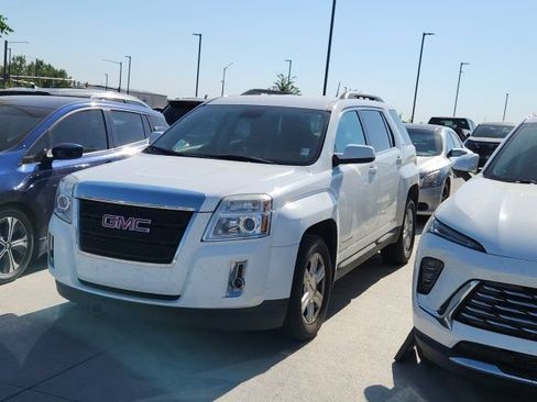 Used 2014 GMC Terrain SLE w/ Convenience Package AWD/4WD image 1