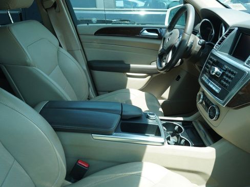 Used 2014 Mercedes-Benz ML 350 2WD image 9