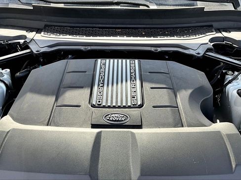 Used 2015 Land Rover Range Rover Supercharged AWD/4WD image 30