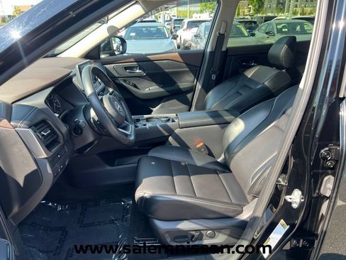 Used 2023 Nissan Rogue SV w/ SV Premium B Package AWD/4WD image 9
