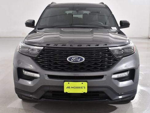 Used 2023 Ford Explorer ST-Line w/ Class IV Trailer Tow Package AWD/4WD image 3
