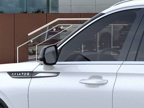New 2026 Lincoln Aviator 2WD image 22