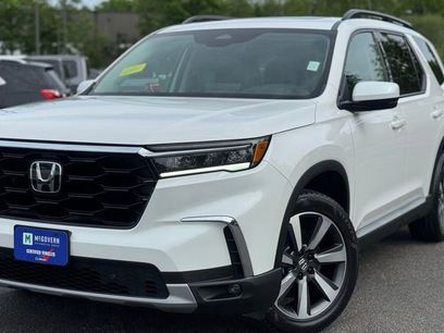 Used 2025 Honda Pilot Touring