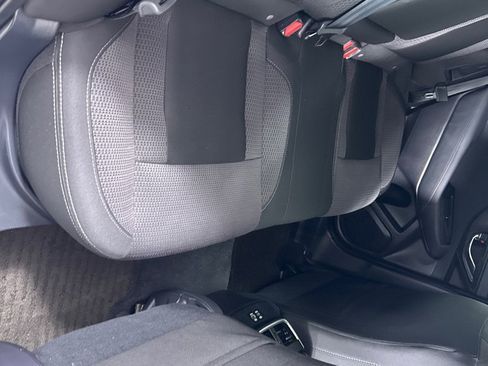 Used 2023 Subaru Outback Premium image 24