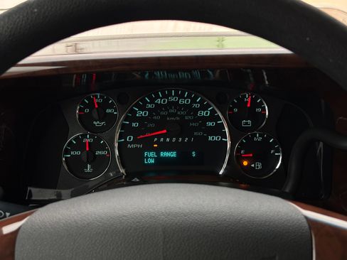 Used 2012 Chevrolet Express 1500 RWD image 28