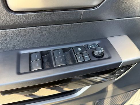 Used 2024 Toyota Tundra Limited image 23