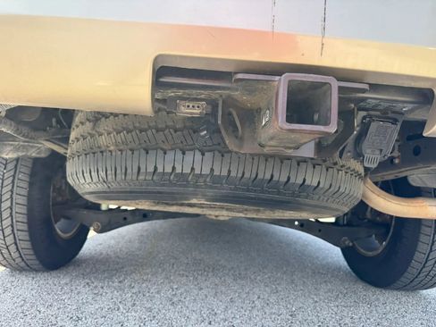 Used 2012 Ford Expedition XLT RWD image 13