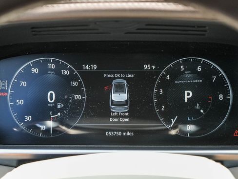 Used 2017 Land Rover Range Rover Supercharged AWD/4WD image 22