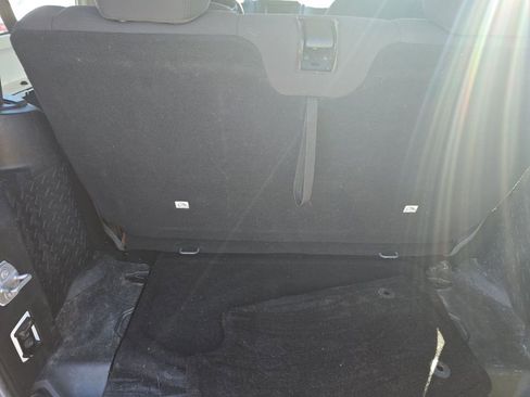 Used 2017 Jeep Wrangler Sport w/ Connectivity Group image 15