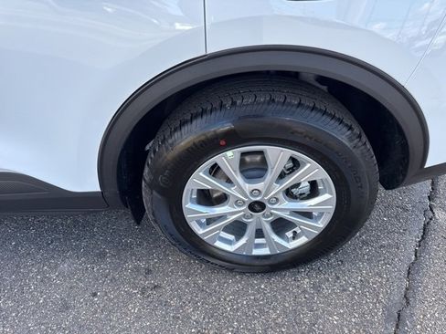 New 2026 Ford Escape Active image 11