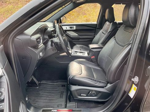 Used 2020 Ford Explorer ST w/ Premium Technology Package image 8