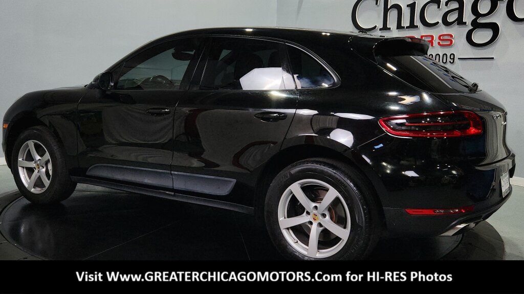 Used 2018 Porsche Macan AWD/4WD image 8