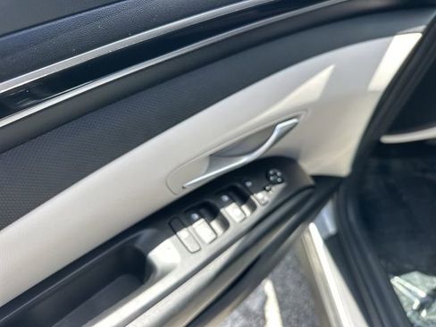 Certified 2024 Hyundai Tucson SEL FWD image 17