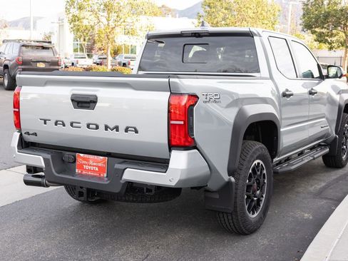 New 2026 Toyota Tacoma TRD Off-Road image 5