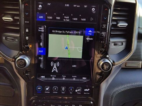 Used 2020 RAM 2500 Limited image 32