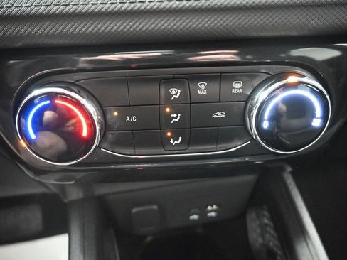 Used 2024 Chevrolet TrailBlazer LT w/ Driver Confidence Package AWD/4WD image 19