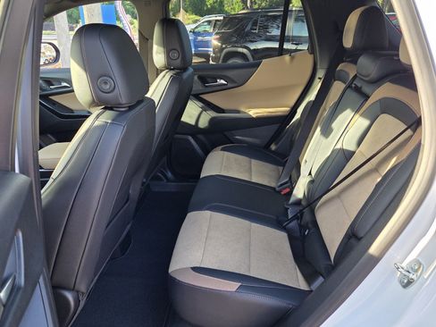 New 2026 Chevrolet Equinox ACTIV w/ Convenience Package III FWD image 16