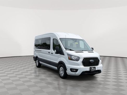 Used 2024 Ford Transit 350 XLT RWD image 2