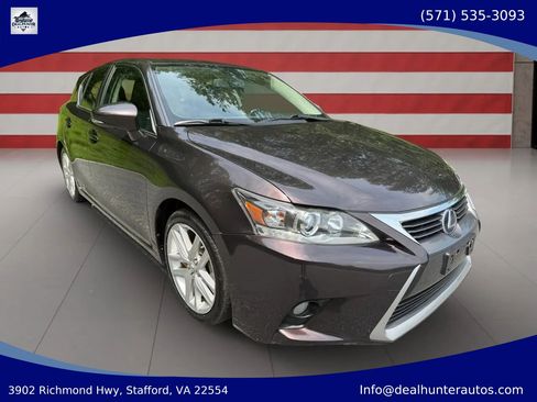 Used 2014 Lexus CT 200h w/ Seat Comfort Package FWD image 3