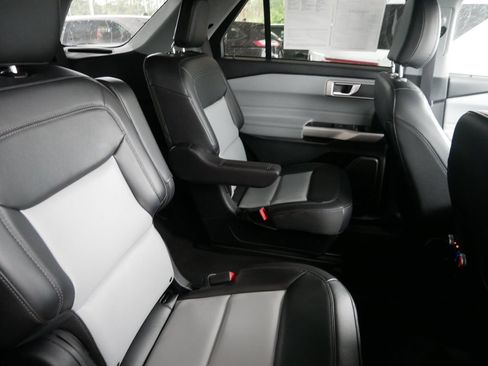 Certified 2023 Ford Explorer XLT w/ Equipment Group 202A AWD/4WD image 12
