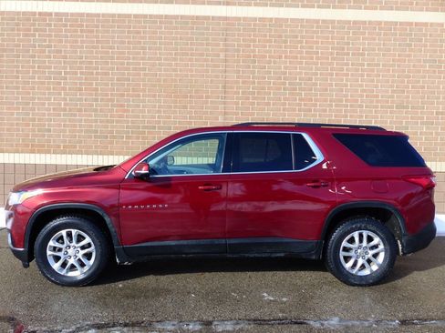 Used 2019 Chevrolet Traverse LT w/ LPO, Floor Liner Package image 7