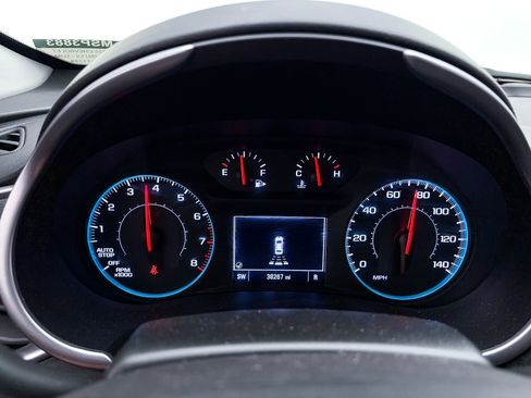 Used 2025 Chevrolet Malibu LS FWD image 27