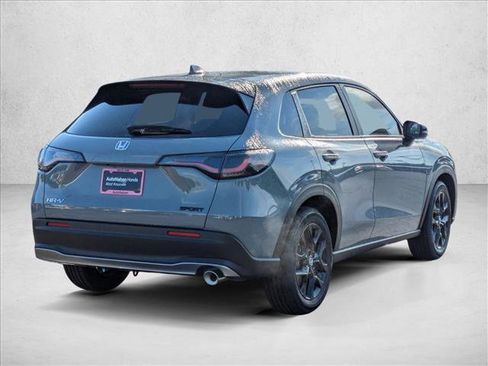Used 2025 Honda HR-V Sport image 2