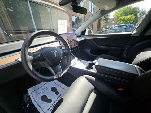 Used 2023 Tesla Model Y Long Range AWD/4WD image 38