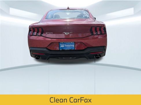 Used 2024 Ford Mustang Coupe image 5