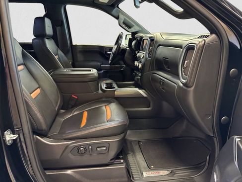 Used 2022 GMC Sierra 1500 AT4 w/ AT4 Preferred Package AWD/4WD image 16