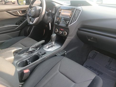 Used 2023 Subaru Crosstrek 2.0i AWD/4WD image 19