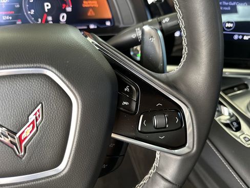 Used 2022 Chevrolet Corvette Stingray Coupe w/ 1LT RWD image 20