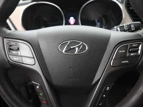 Used 2017 Hyundai Santa Fe Sport FWD image 11