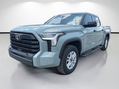 Used 2025 Toyota Tundra SR5 w/ SR5 Convenience Package RWD image 7