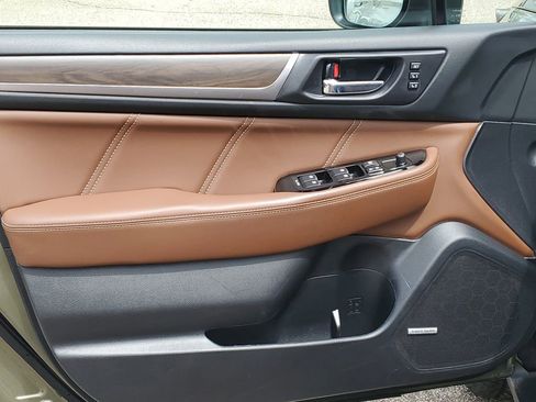 Used 2019 Subaru Outback 2.5i Touring AWD/4WD image 24