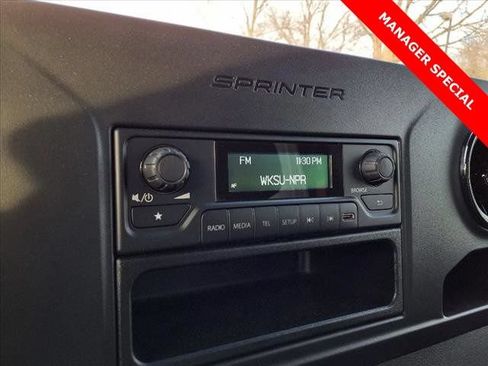 Used 2023 Mercedes-Benz Sprinter 3500 image 25