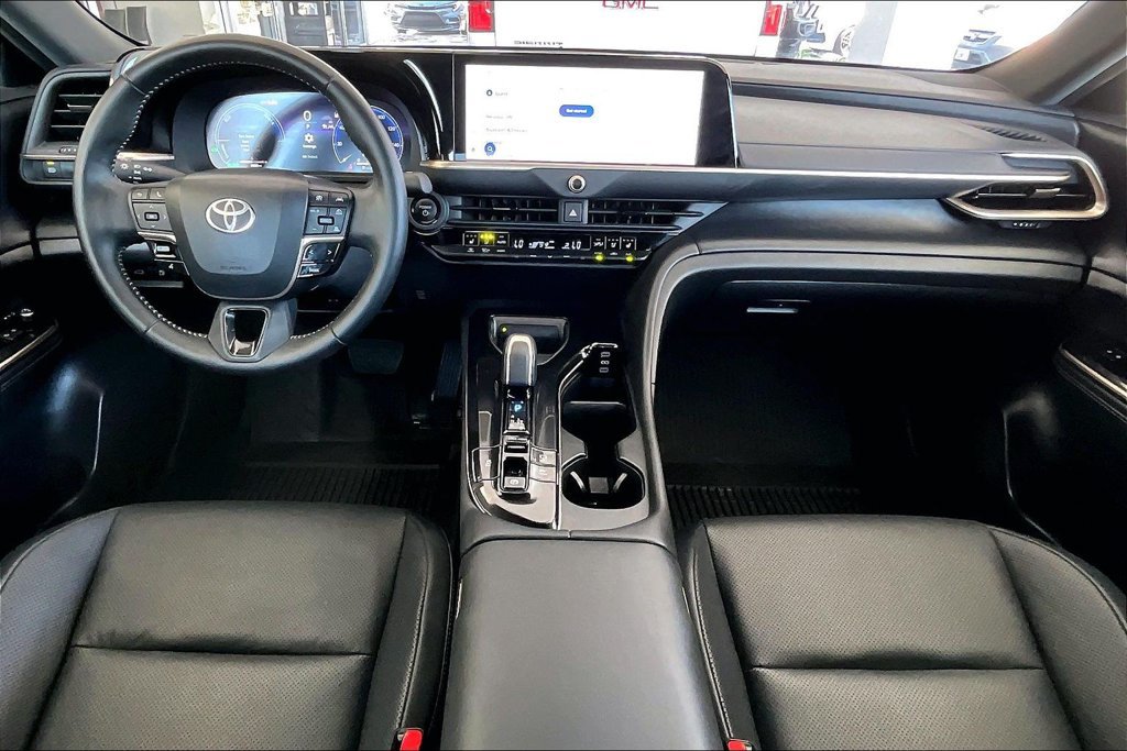 Certified 2026 Toyota Crown AWD/4WD image 7