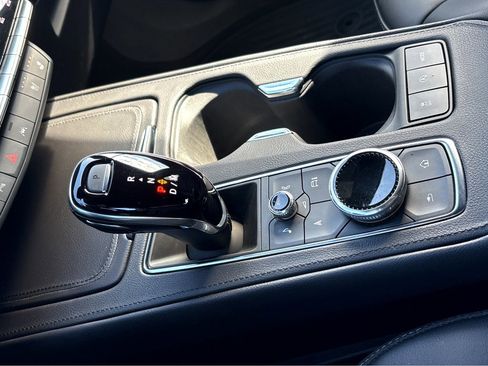 Certified 2024 Cadillac XT4 Premium Luxury image 15