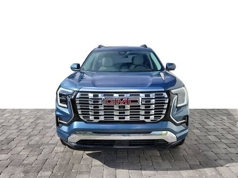 New 2027 GMC Terrain Denali w/ LPO, Floor Liner Package AWD/4WD image 2