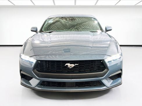 Used 2024 Ford Mustang Coupe image 2